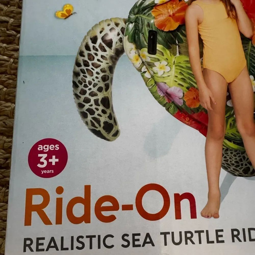 π’ INTEX XL Realistic Sea Turtle Ride-OnβPool Float - Picture 3 of 7